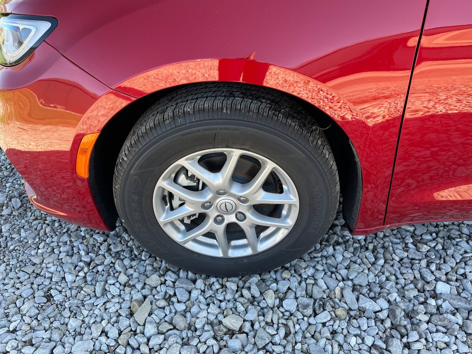 New 2026 Chrysler Pacifica Select image 32
