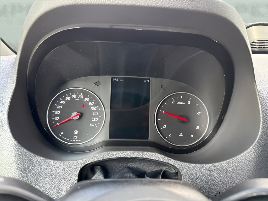 Used 2025 Mercedes-Benz Sprinter 2500 image 18
