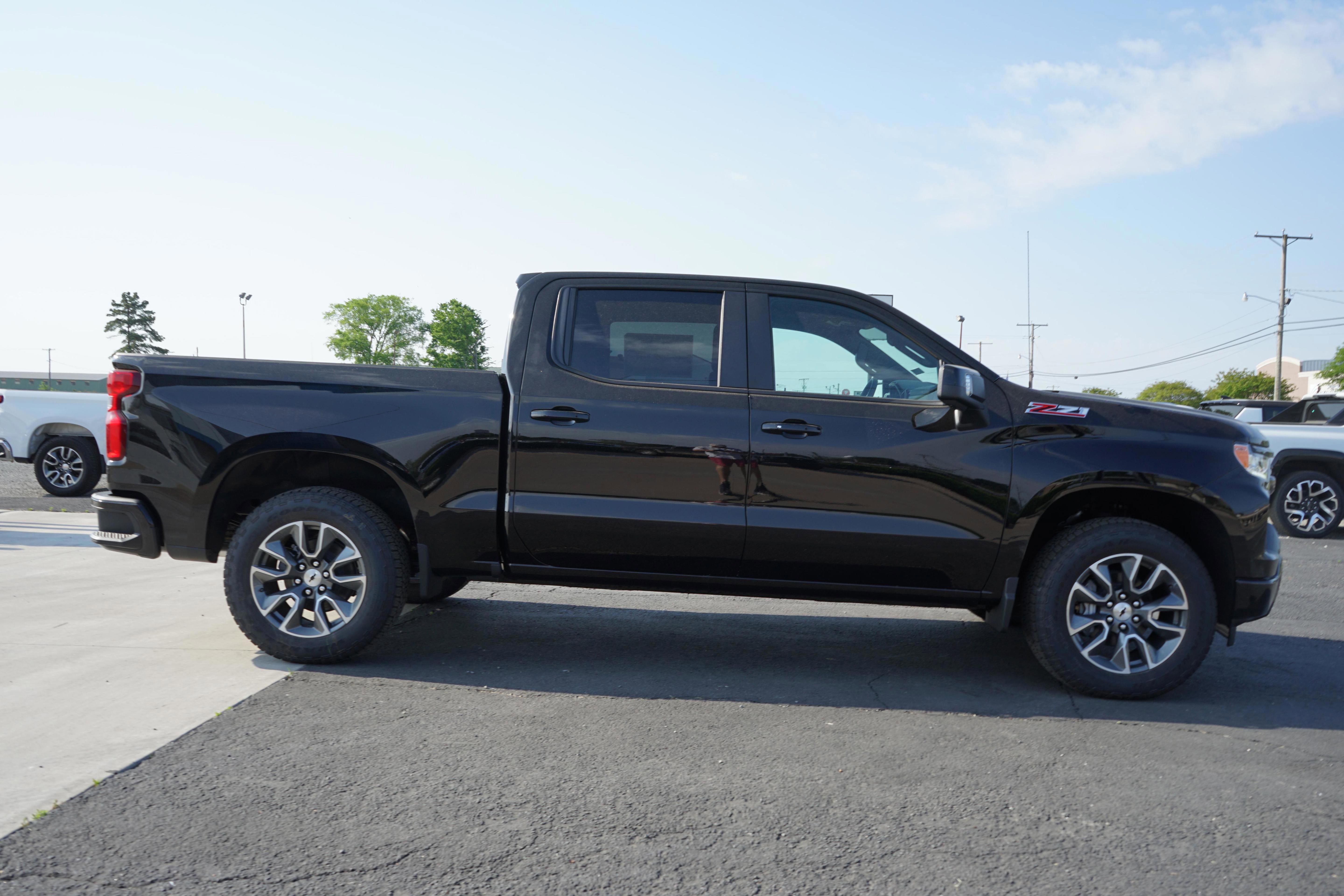 New 2025 Chevrolet Silverado 1500 RST w/ RST All Star Premium Package image 6