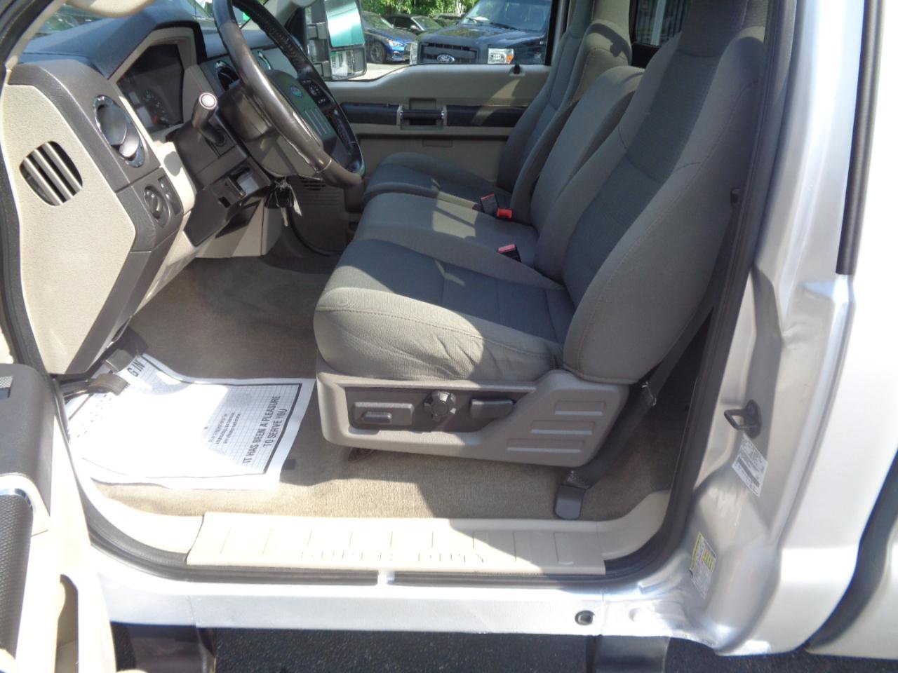Used 2010 Ford F250 XLT AWD/4WD image 22