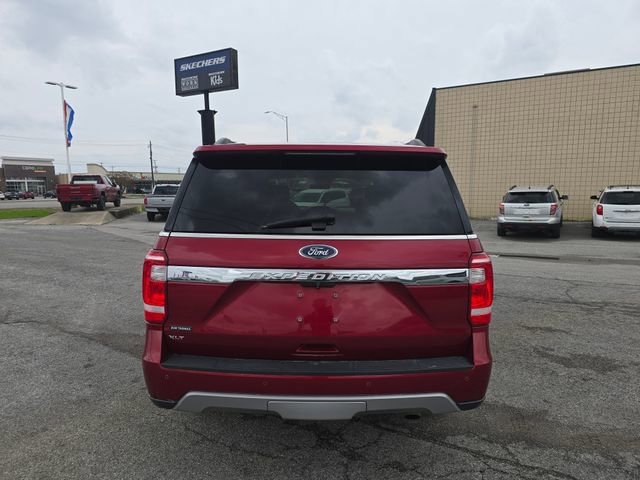 Used 2018 Ford Expedition XLT w/ Equipment Group 201A AWD/4WD image 6