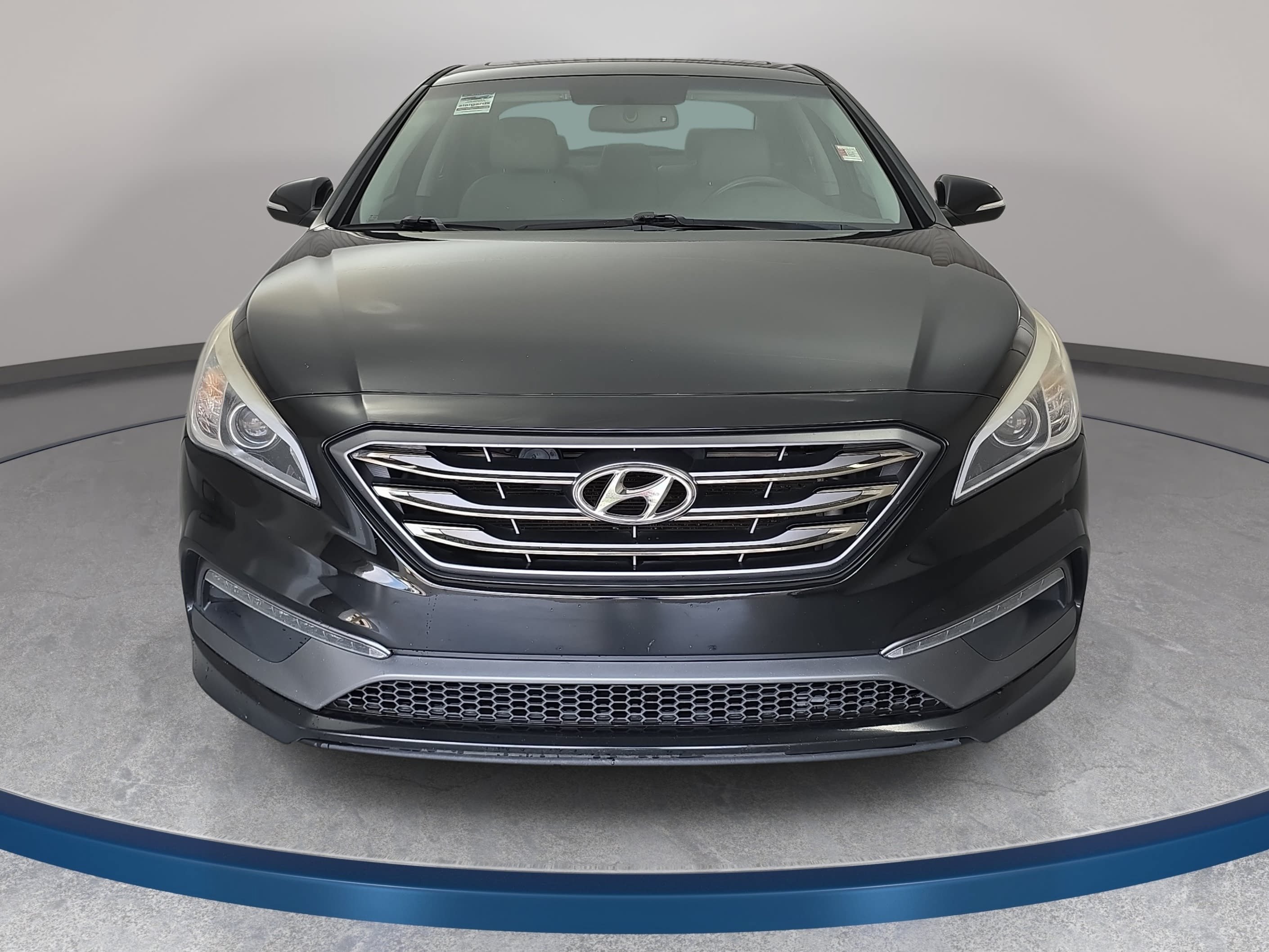 Used 2017 Hyundai Sonata Limited w/ Tech Package 03 FWD image 2