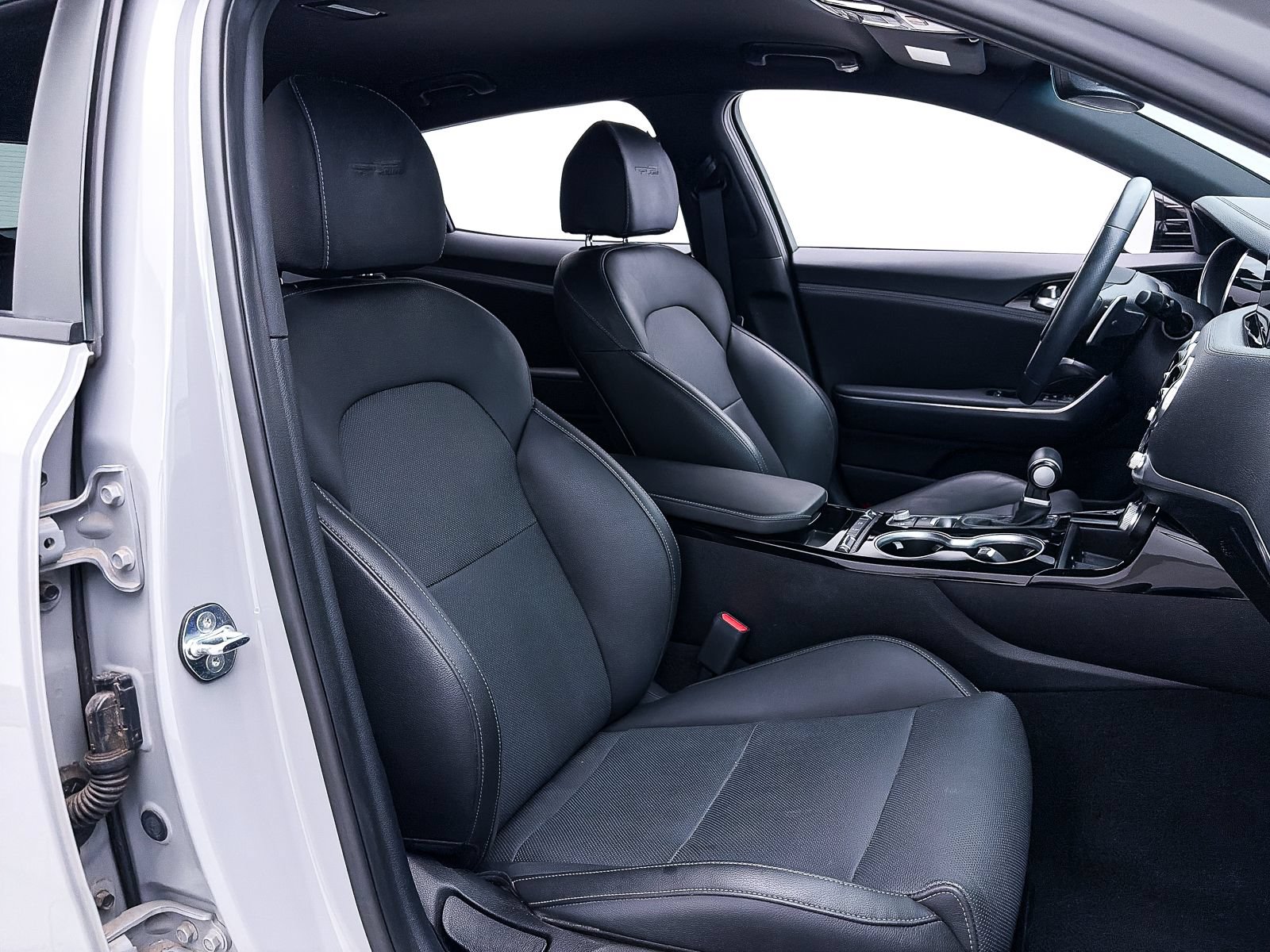 Used 2022 Kia Stinger GT-Line RWD image 33