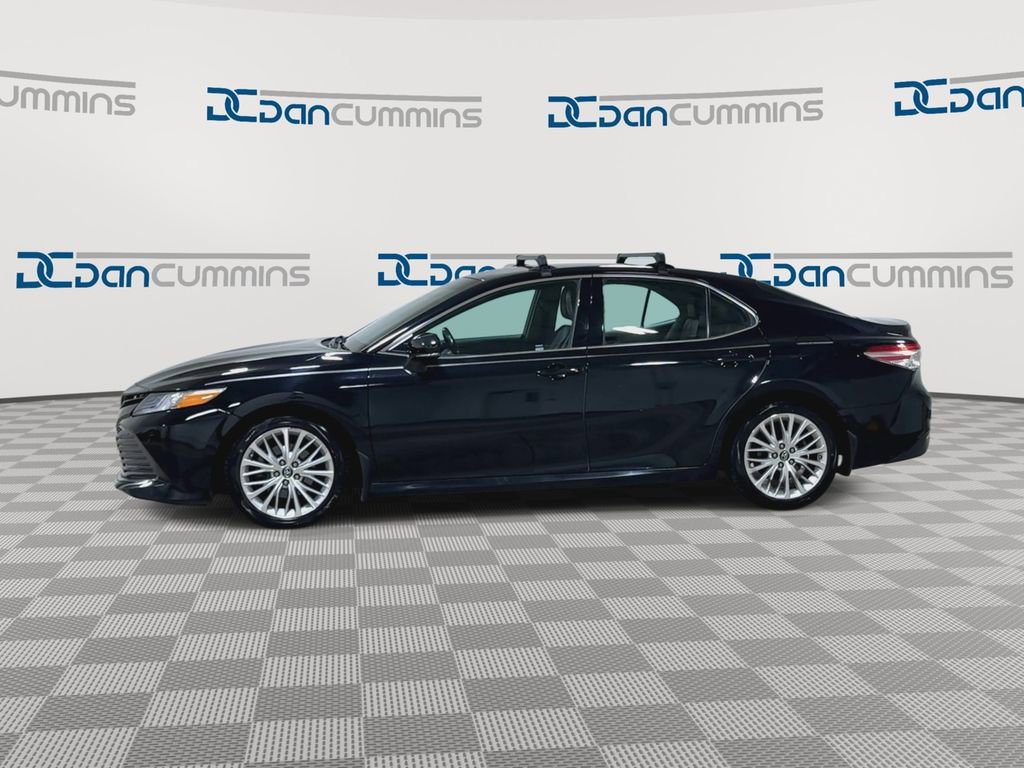 Used 2018 Toyota Camry XLE FWD image 6