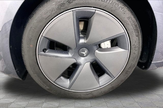 Used 2023 Tesla Model 3 Standard Range RWD image 27