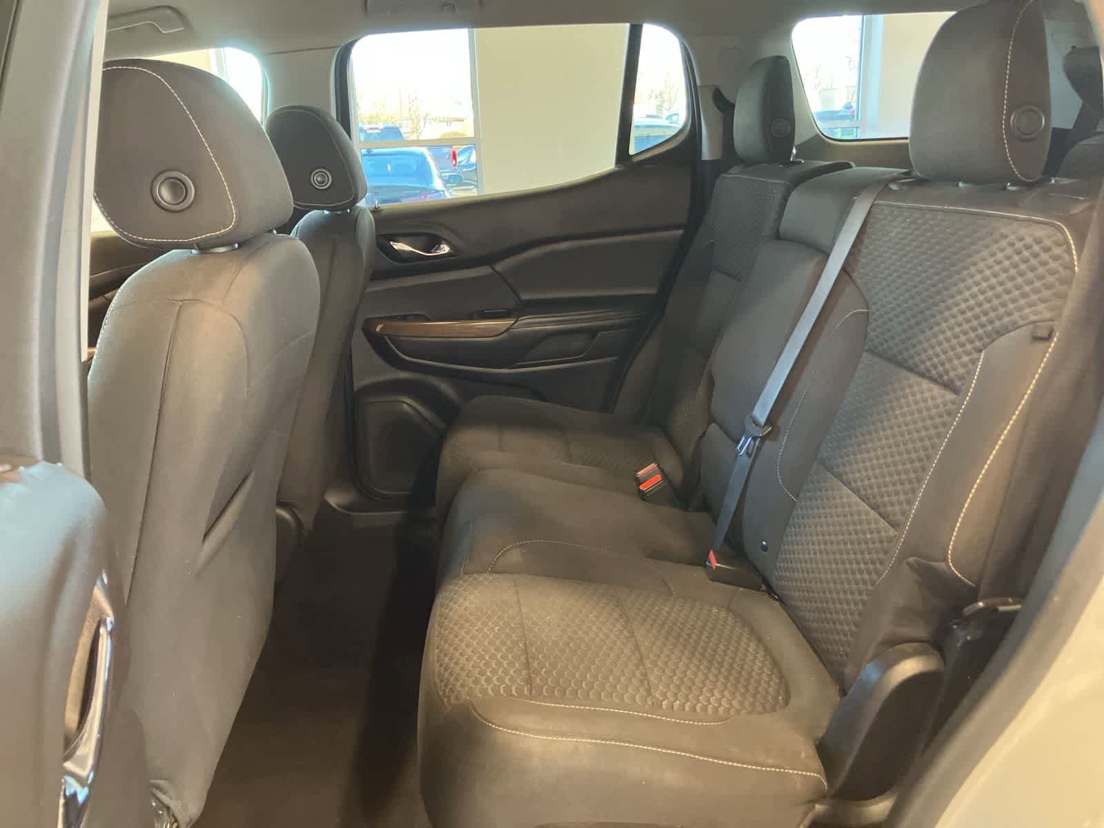 Used 2019 GMC Acadia SLE FWD image 46