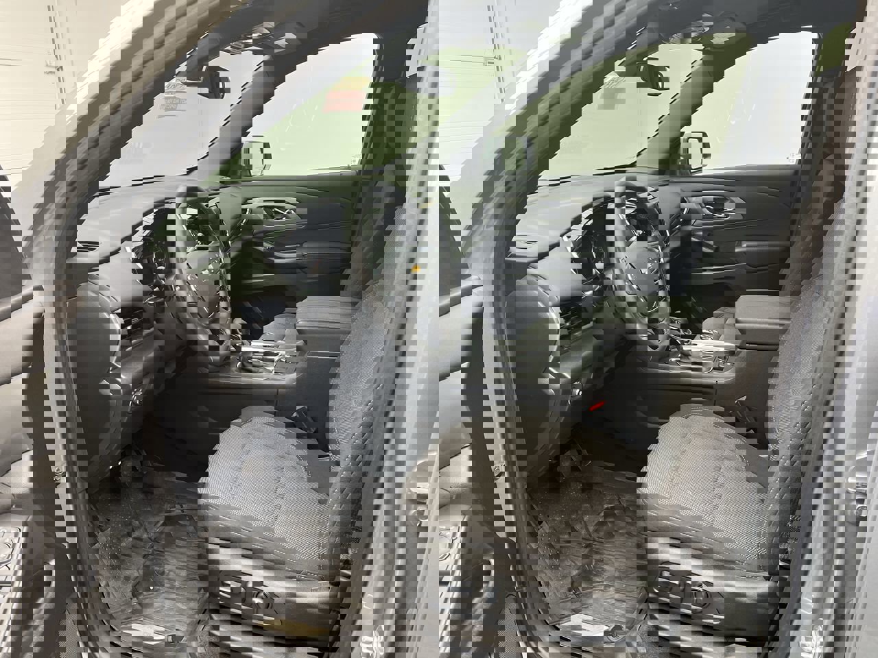 Certified 2024 Chevrolet Traverse LT w/ LPO, Floor Liner Package image 3