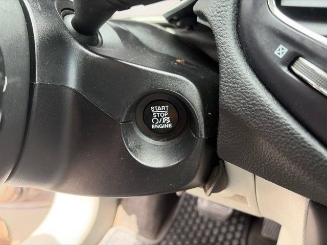 Used 2021 Jeep Compass Latitude w/ Convenience Group FWD image 18