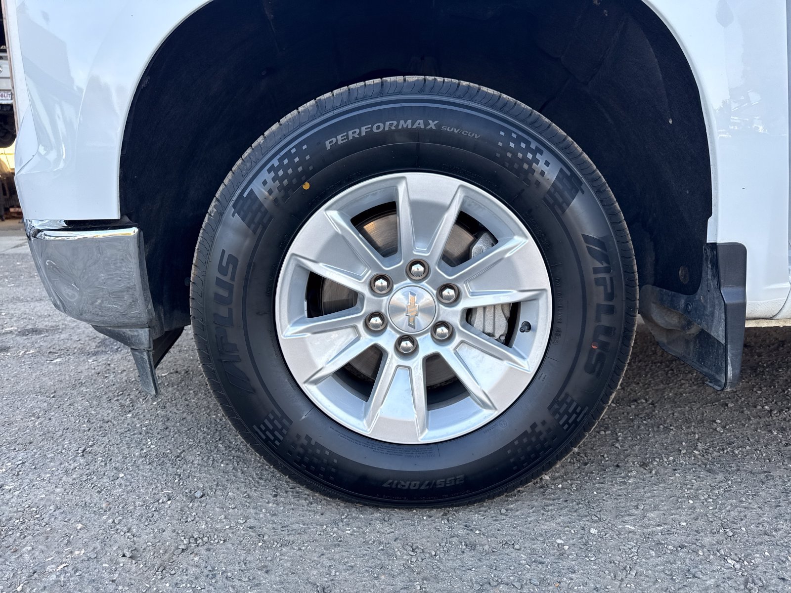 Used 2024 Chevrolet Silverado 1500 LT w/ Safety Package RWD image 27