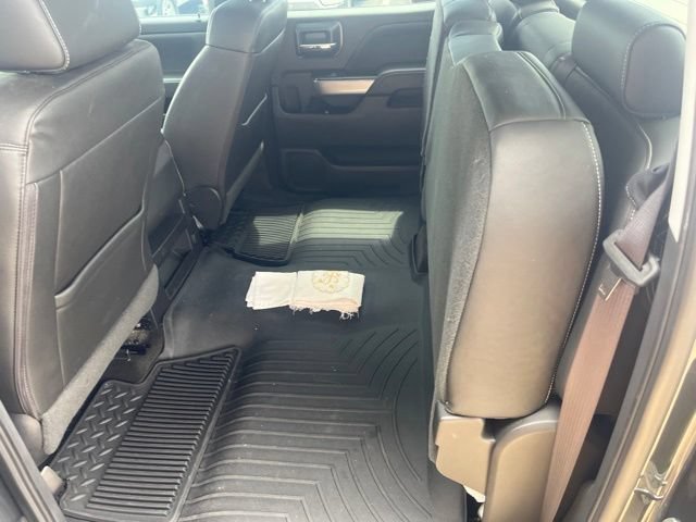 Used 2017 Chevrolet Silverado 1500 LT w/ All Star Edition AWD/4WD image 4