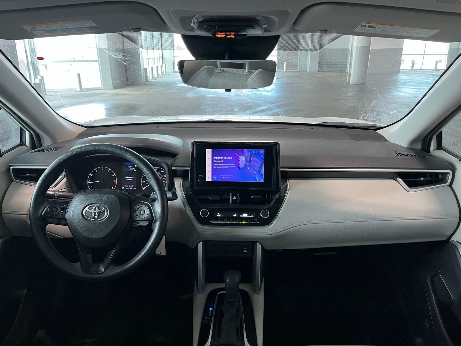 Used 2023 Toyota Corolla Cross L AWD/4WD image 29