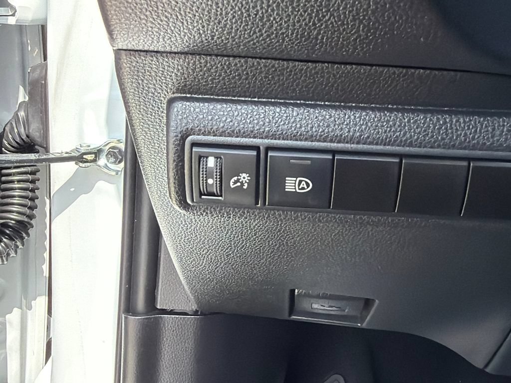 Used 2023 Toyota Corolla LE FWD image 20