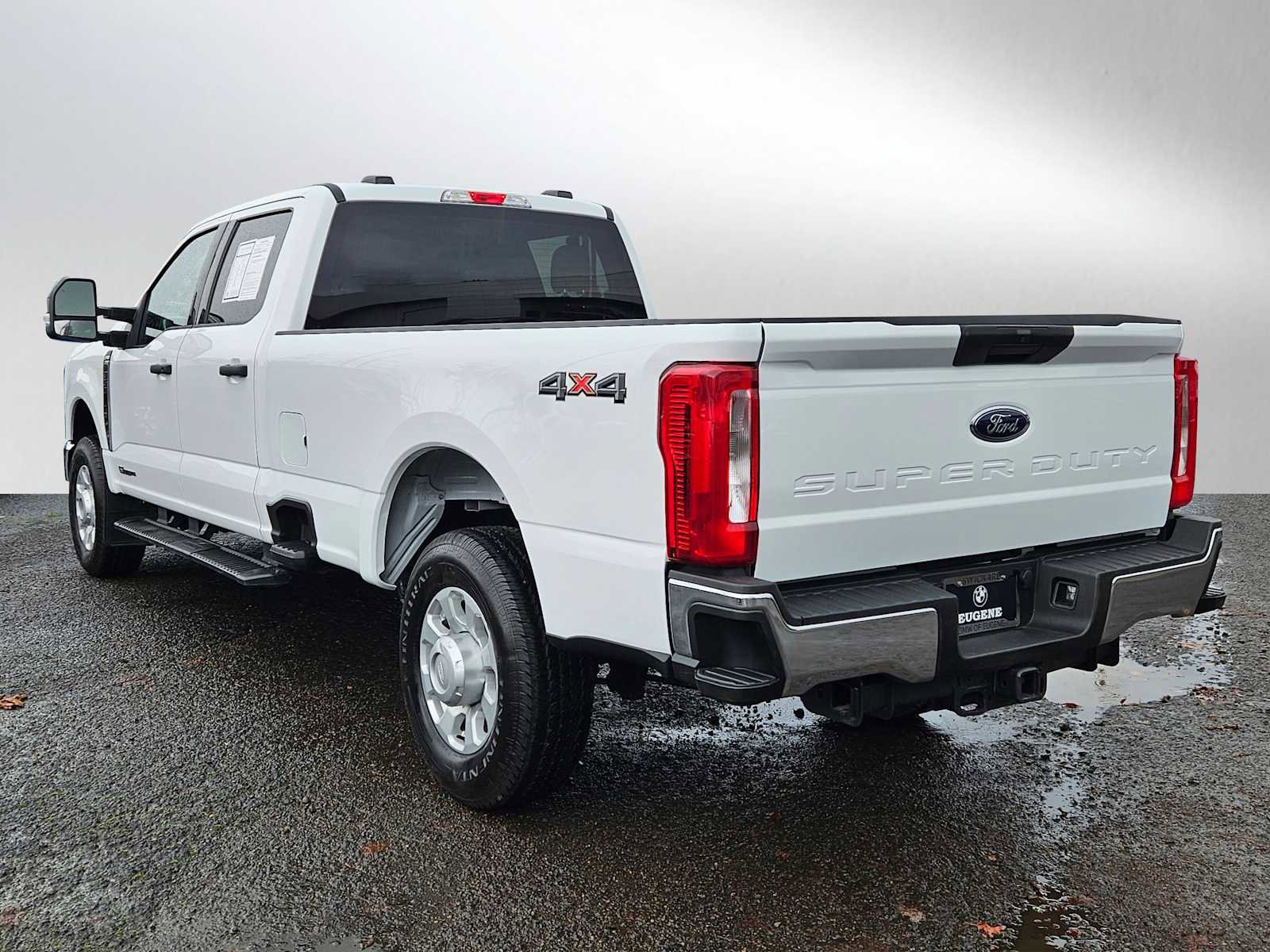 Used 2023 Ford F350 XLT w/ FX4 Off-Road Package image 5