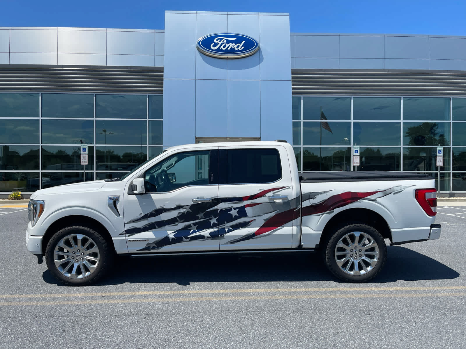 Used 2021 Ford F150 Limited AWD/4WD image 1