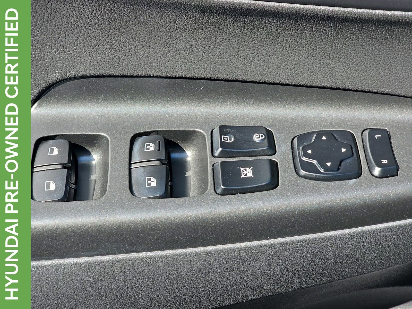 Certified 2023 Hyundai Kona SEL FWD image 30