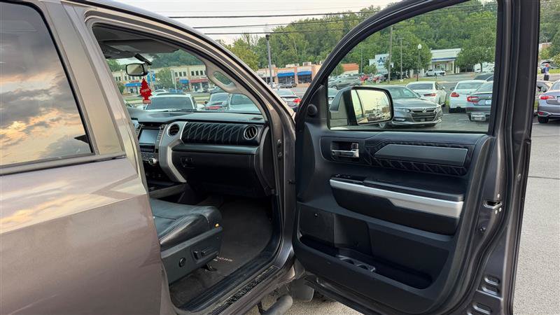 Used 2015 Toyota Tundra Platinum AWD/4WD image 33