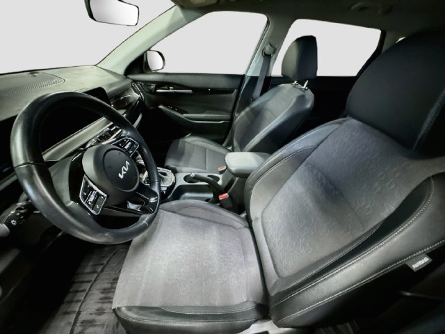Certified 2025 Kia Seltos S AWD/4WD image 15