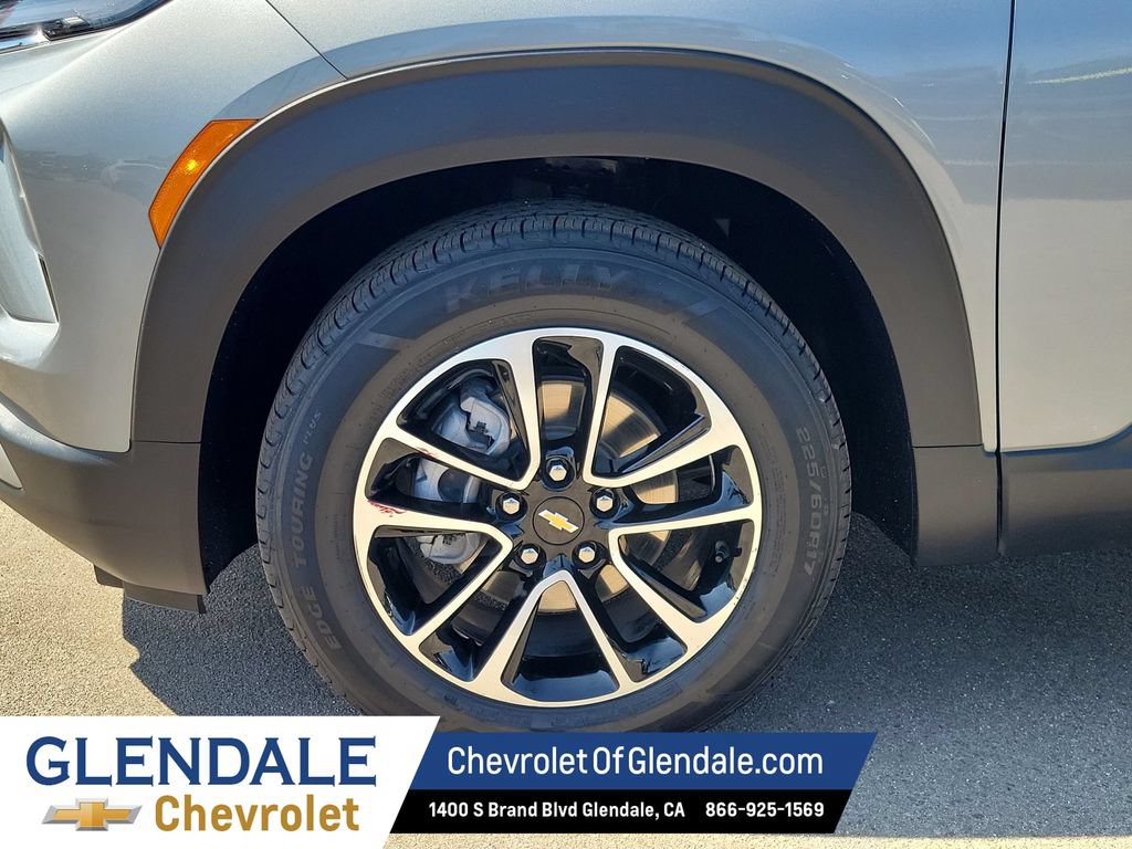 Used 2025 Chevrolet TrailBlazer LT FWD image 18