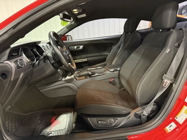 Used 2017 Ford Mustang GT image 9