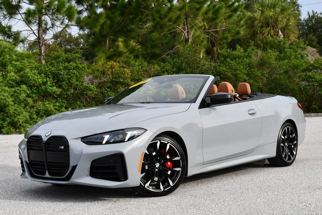 Used 2026 BMW M440i Convertible w/ Premium Package RWD image 23