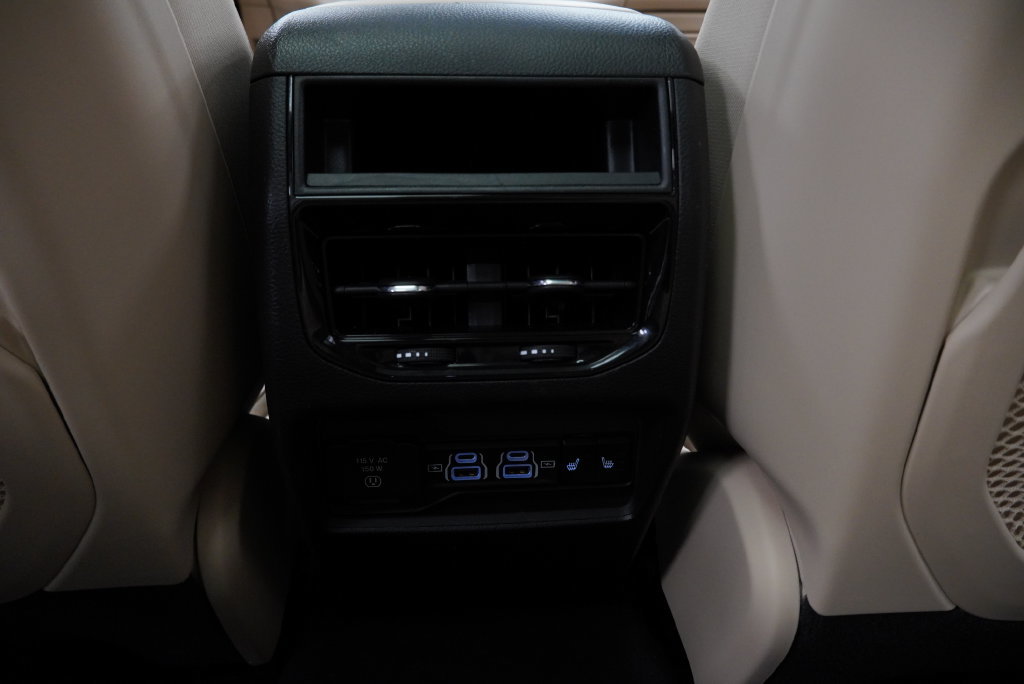 Certified 2024 Jeep Grand Cherokee Limited 4xe AWD/4WD image 30