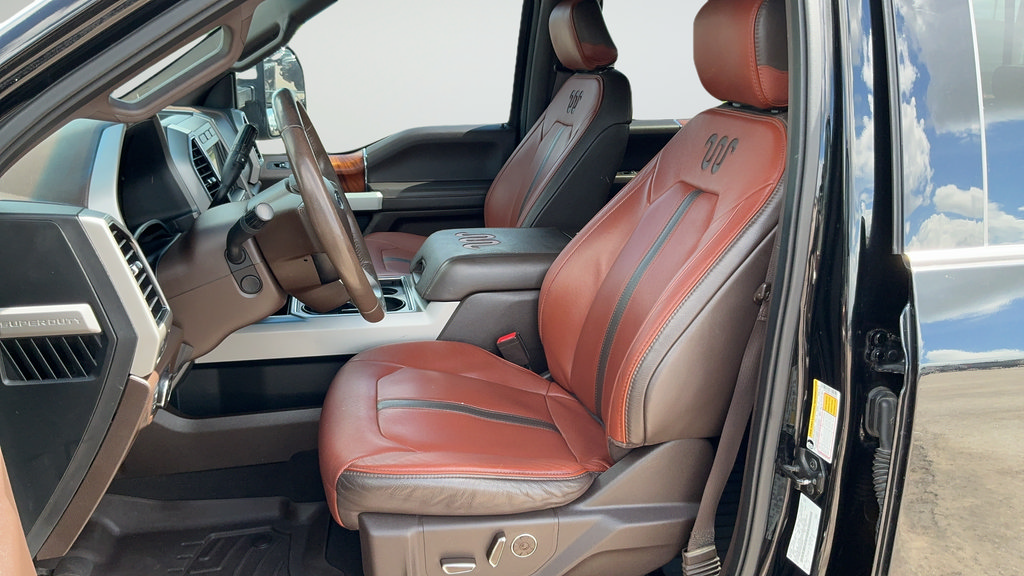 Used 2018 Ford F250 King Ranch w/ King Ranch Ultimate Package AWD/4WD image 17