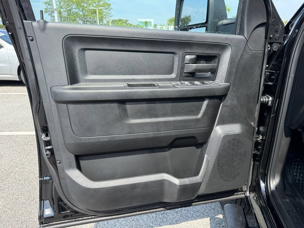 New 2026 RAM 3500 Tradesman AWD/4WD image 17