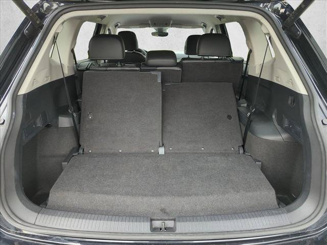 Used 2024 Volkswagen Tiguan SE FWD image 6