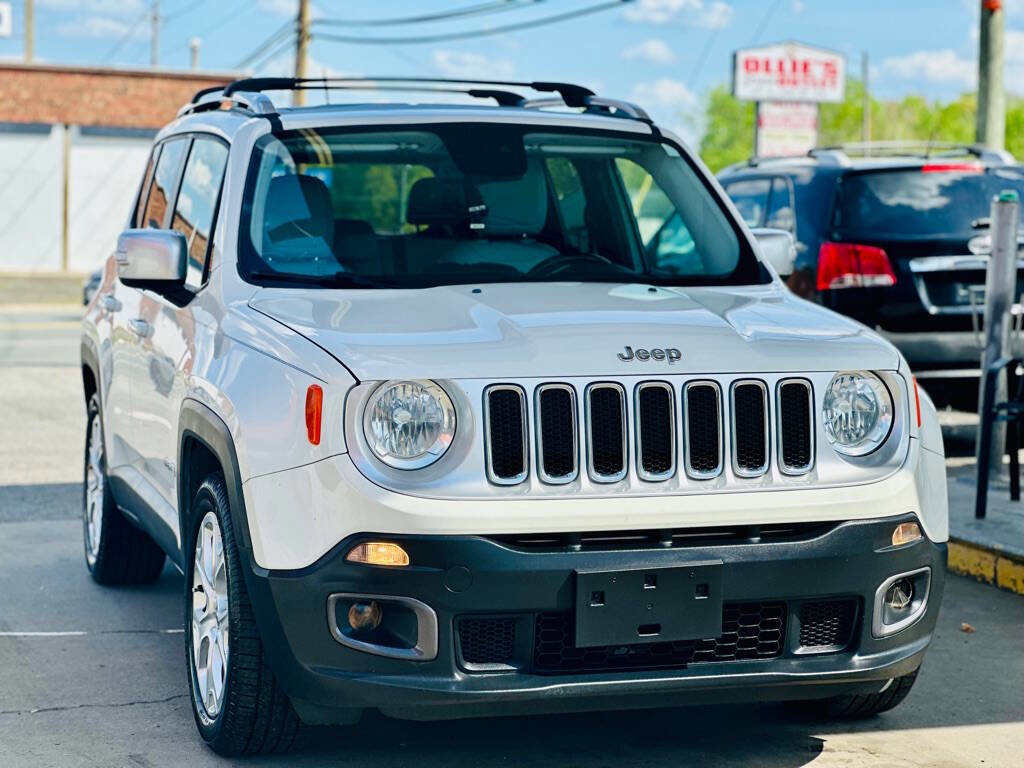 Used 2017 Jeep Renegade Limited image 5