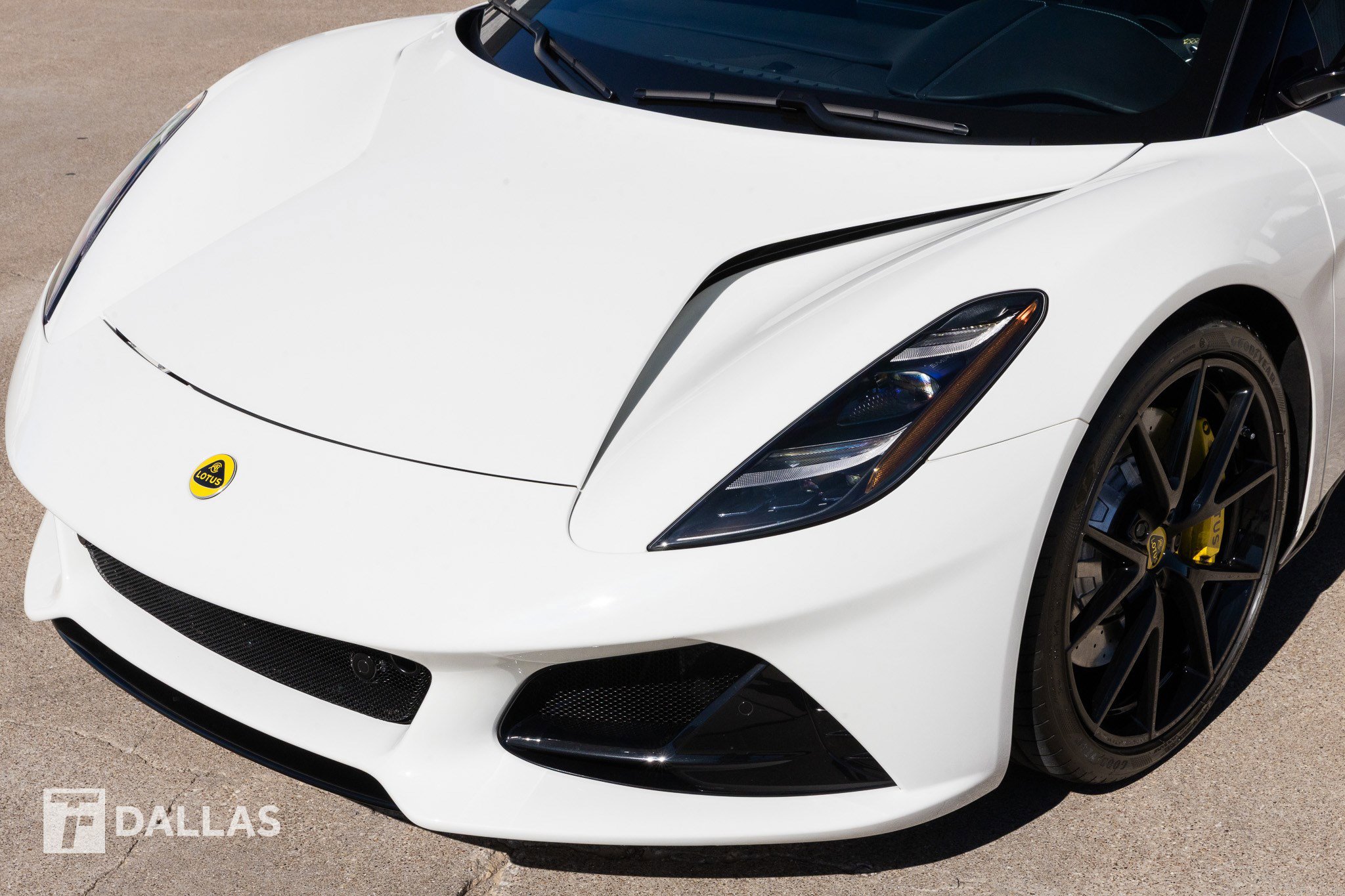 Used 2024 Lotus Emira First Edition image 6