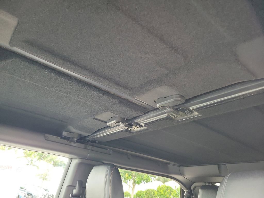 Used 2022 Ford Bronco Badlands image 16