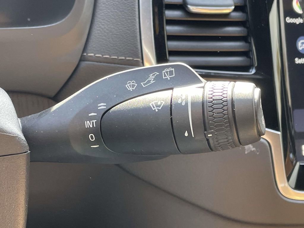 Used 2025 Volvo XC90 B6 Ultra w/ Protection Package image 14