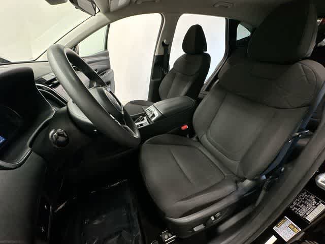 Used 2022 Hyundai Tucson SEL w/ Cargo Package AWD/4WD image 16