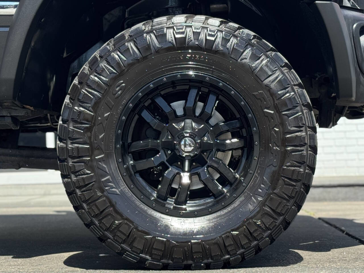 Used 2018 RAM 2500 Longhorn w/ Snow Chief Group AWD/4WD image 9