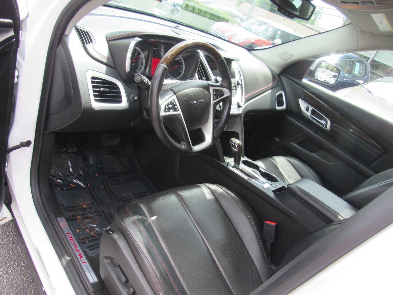 Used 2015 GMC Terrain Denali FWD image 37