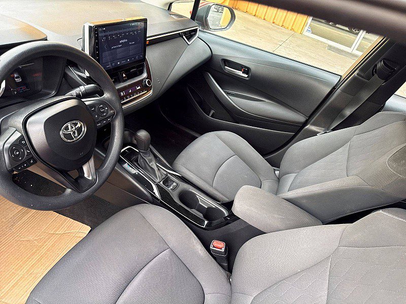 Used 2020 Toyota Corolla LE image 9