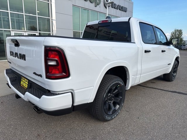 New 2026 RAM 1500 4x4 Crew Cab image 6