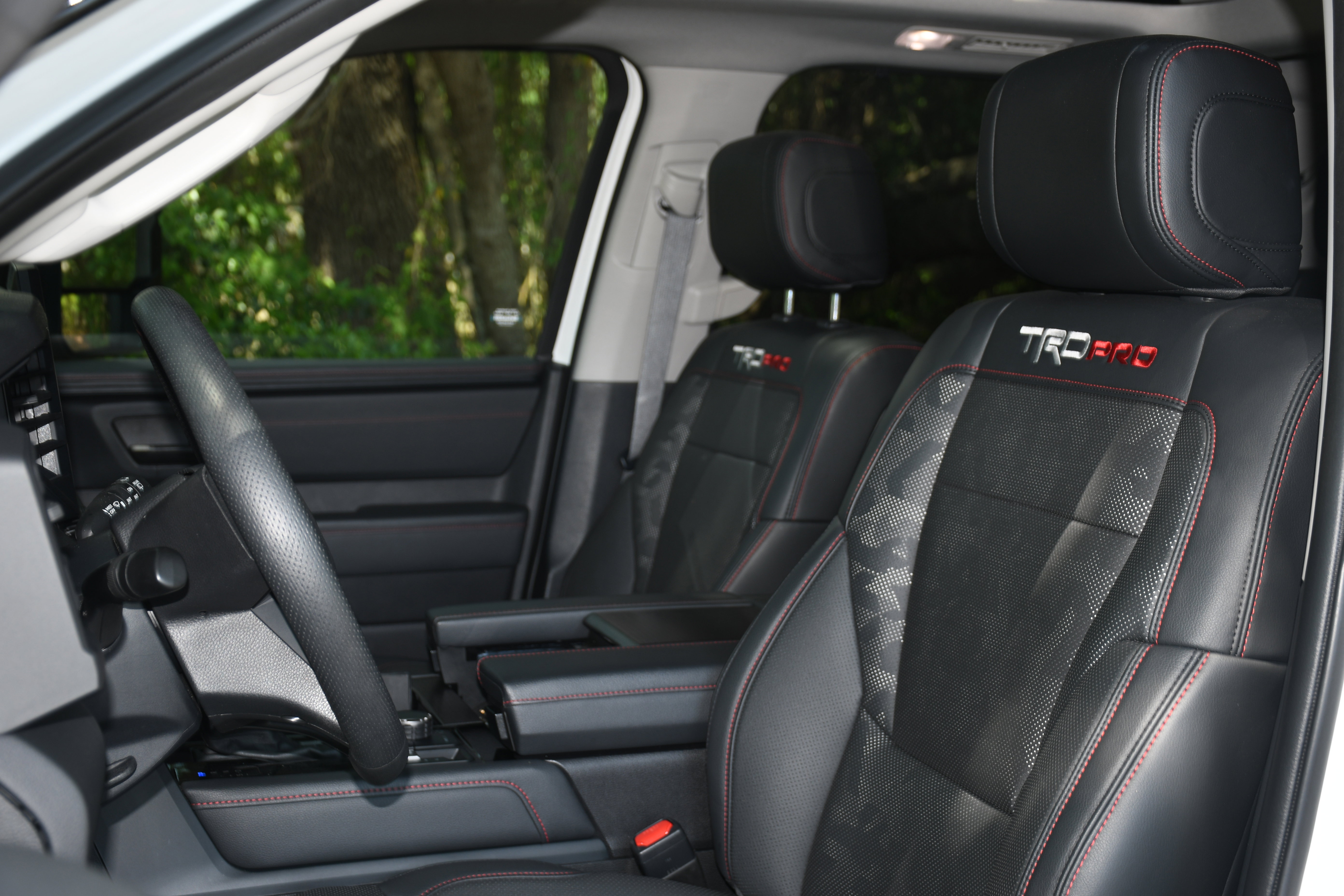 Used 2023 Toyota Sequoia TRD Pro AWD/4WD image 13