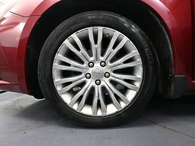 Used 2012 Chrysler 200 Limited FWD image 15