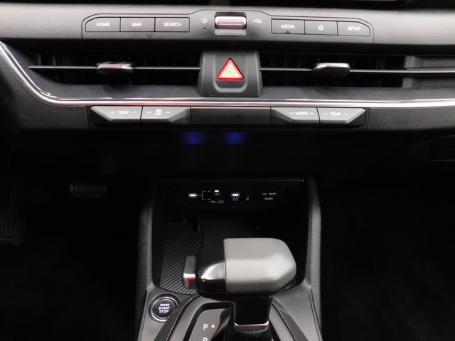 Used 2025 Kia K4 EX image 27