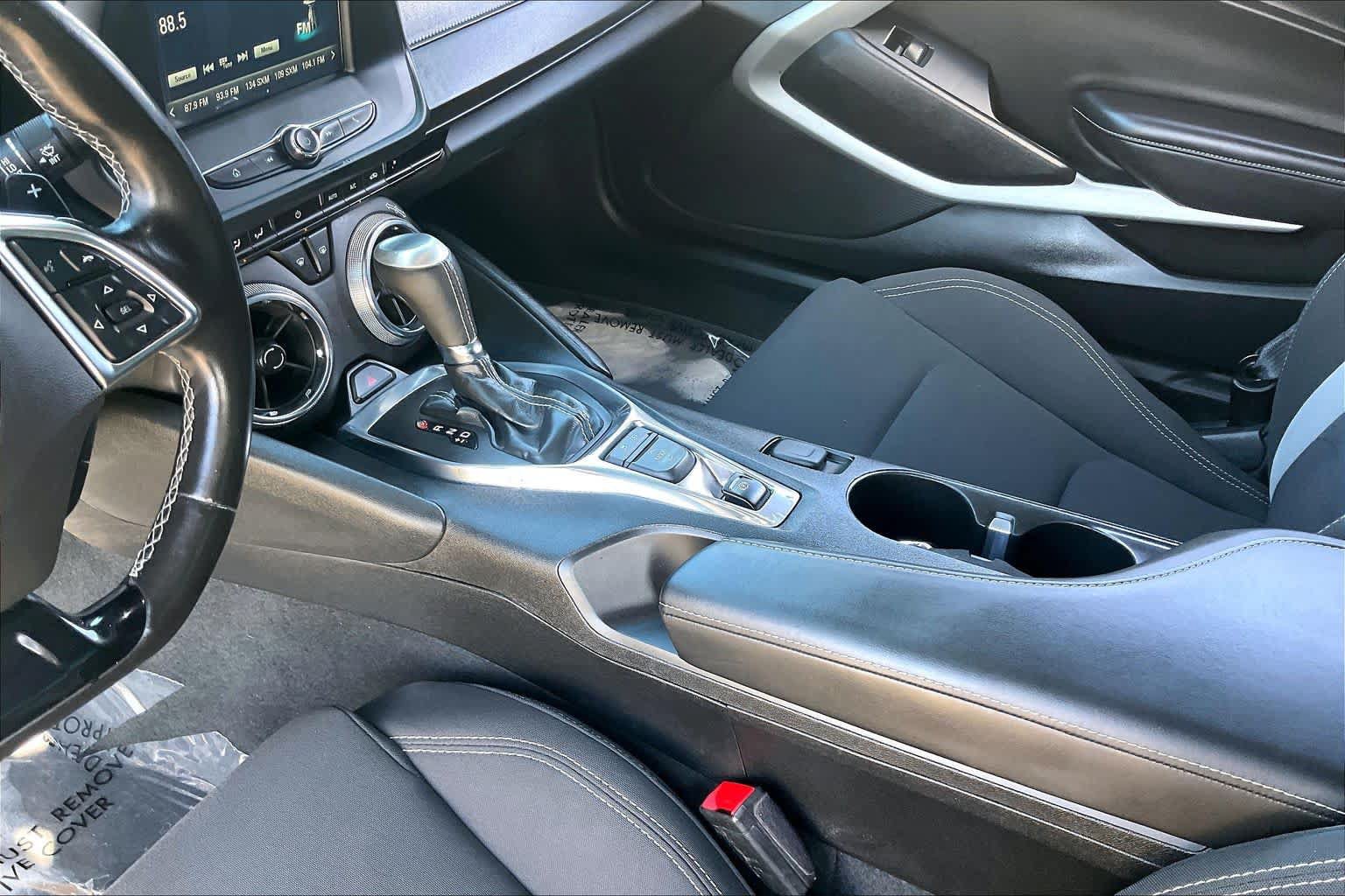 Used 2018 Chevrolet Camaro LT RWD image 15