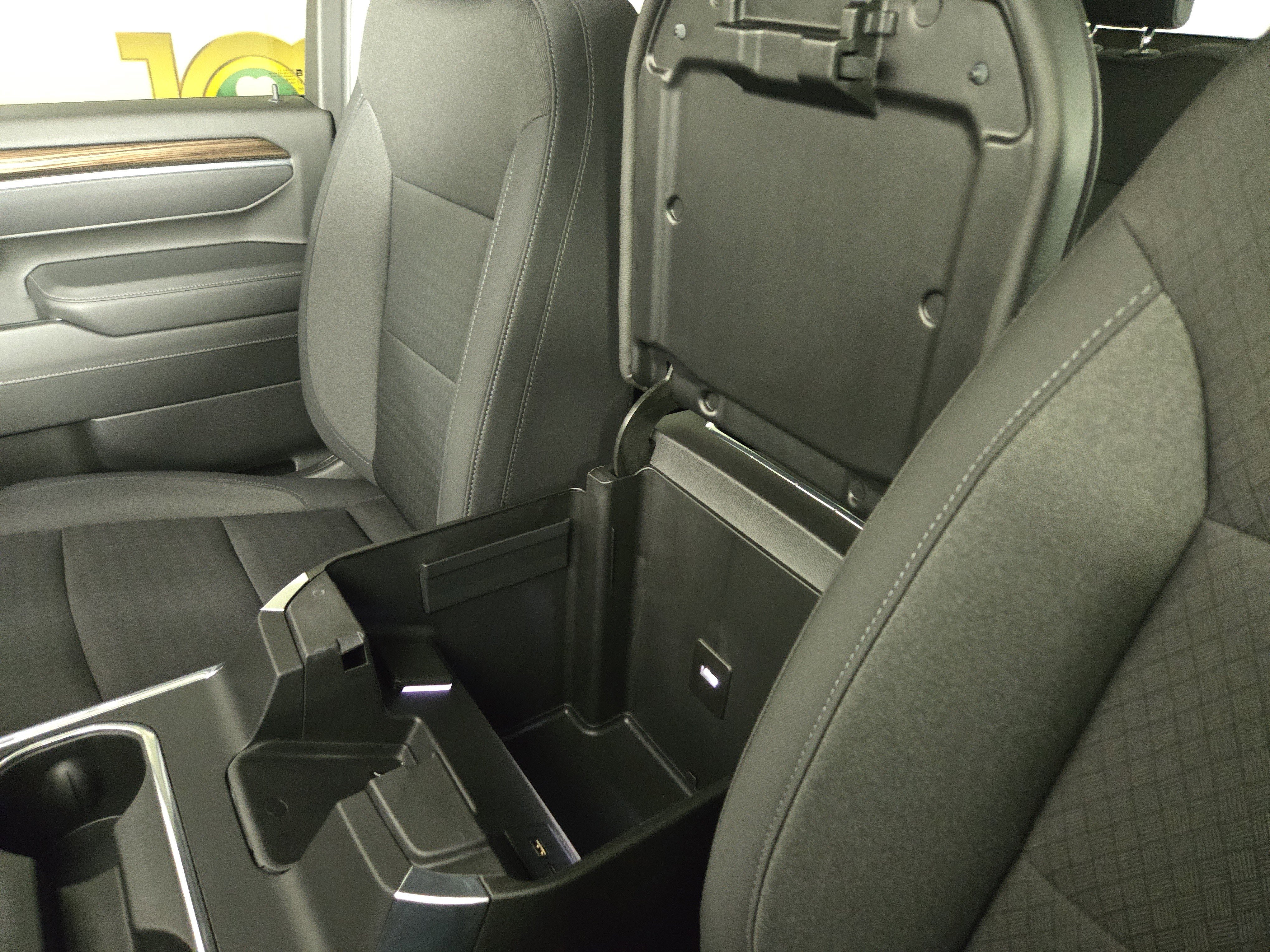 Certified 2025 Chevrolet Silverado 3500 LT image 28