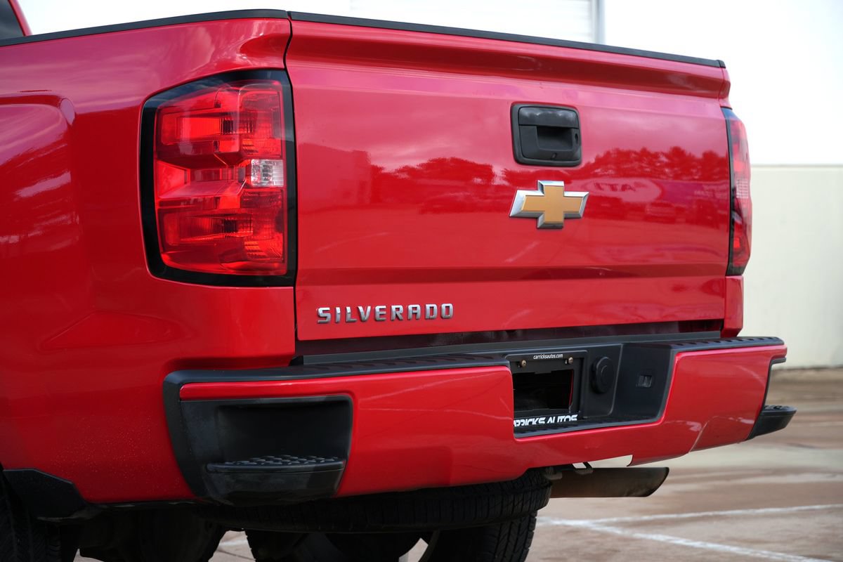 Used 2018 Chevrolet Silverado 1500 Custom w/ Custom Convenience Package RWD image 31