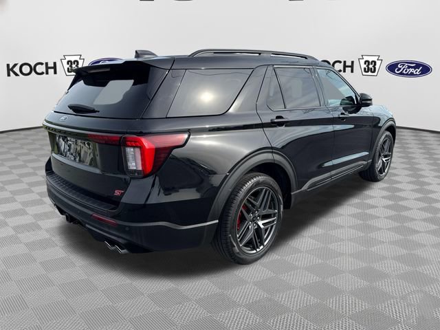 Used 2025 Ford Explorer ST AWD/4WD image 8