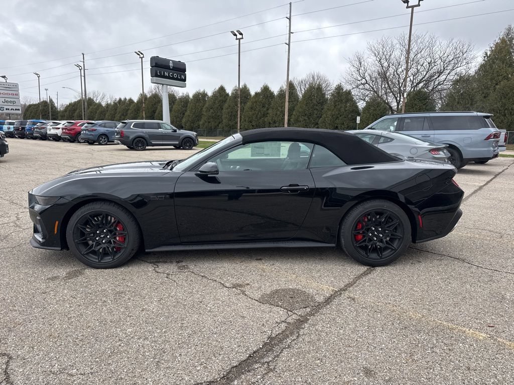 New 2026 Ford Mustang GT Premium w/ GT Performance Package RWD image 4