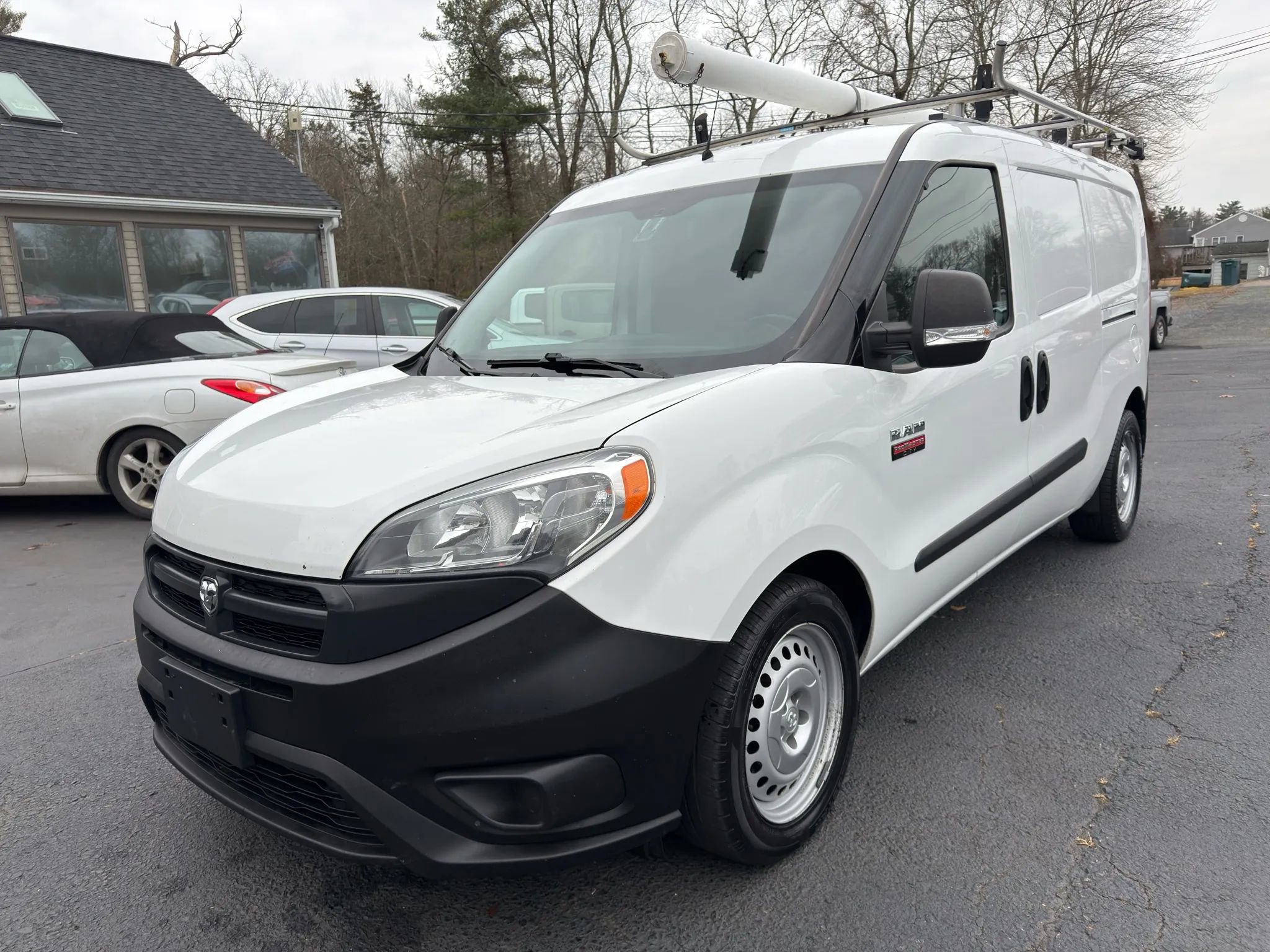 Used 2018 RAM ProMaster City Tradesman image 3