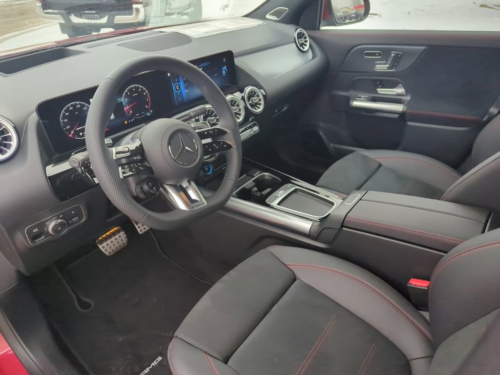 Used 2024 Mercedes-Benz GLA 35 AMG 4MATIC image 14