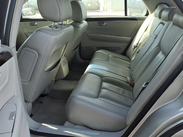 Used 2008 Cadillac DTS FWD image 6