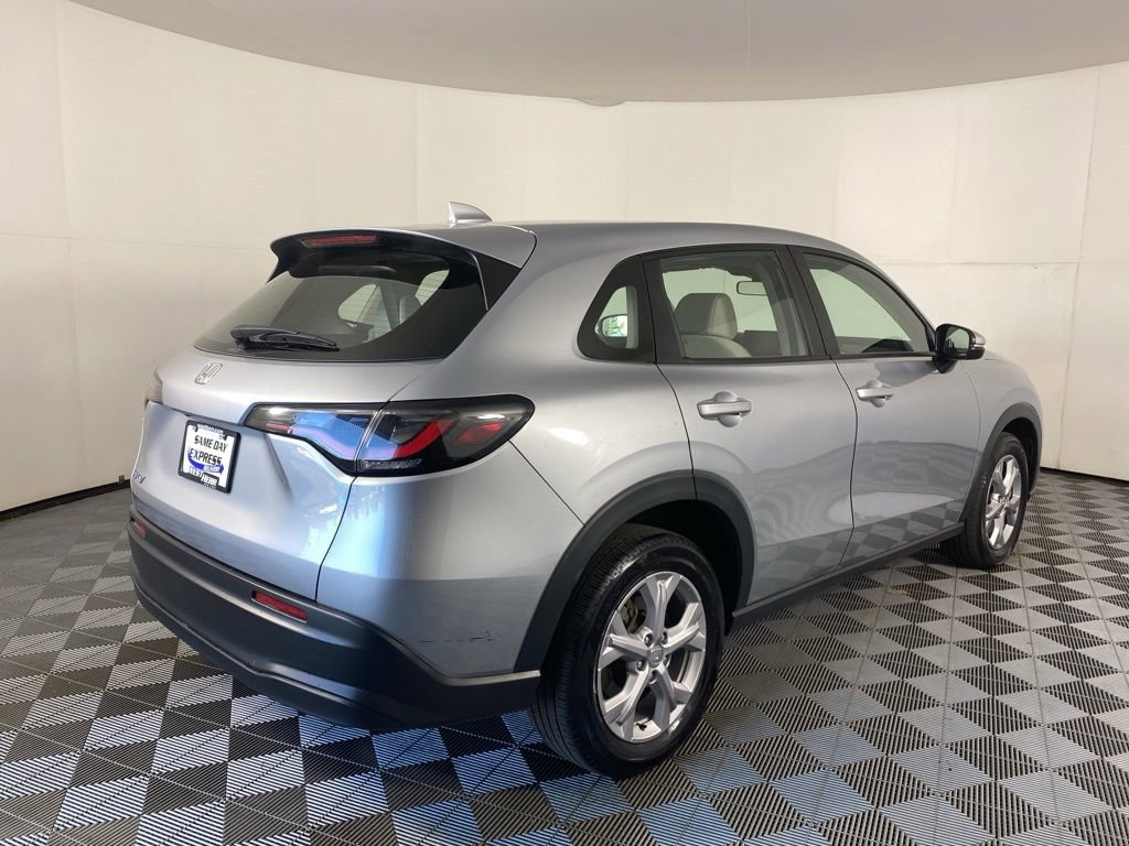 Used 2023 Honda HR-V LX image 4
