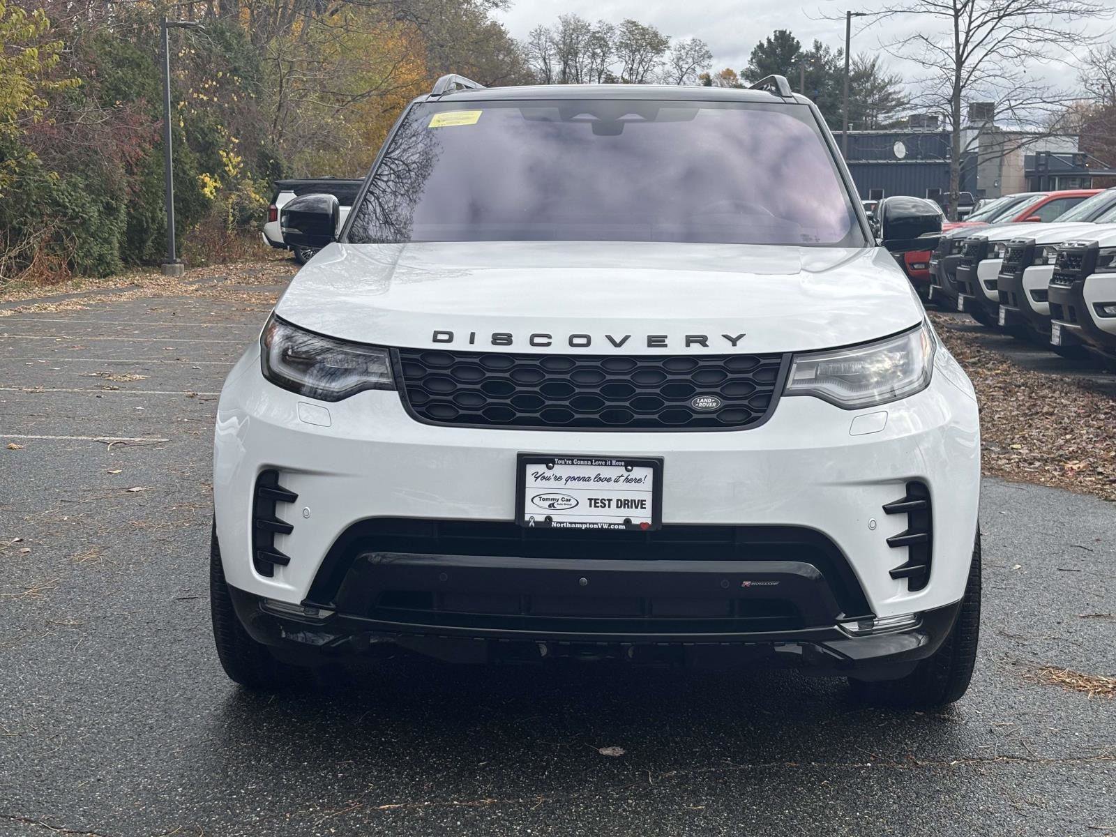 Used 2023 Land Rover Discovery S R-Dynamic image 2